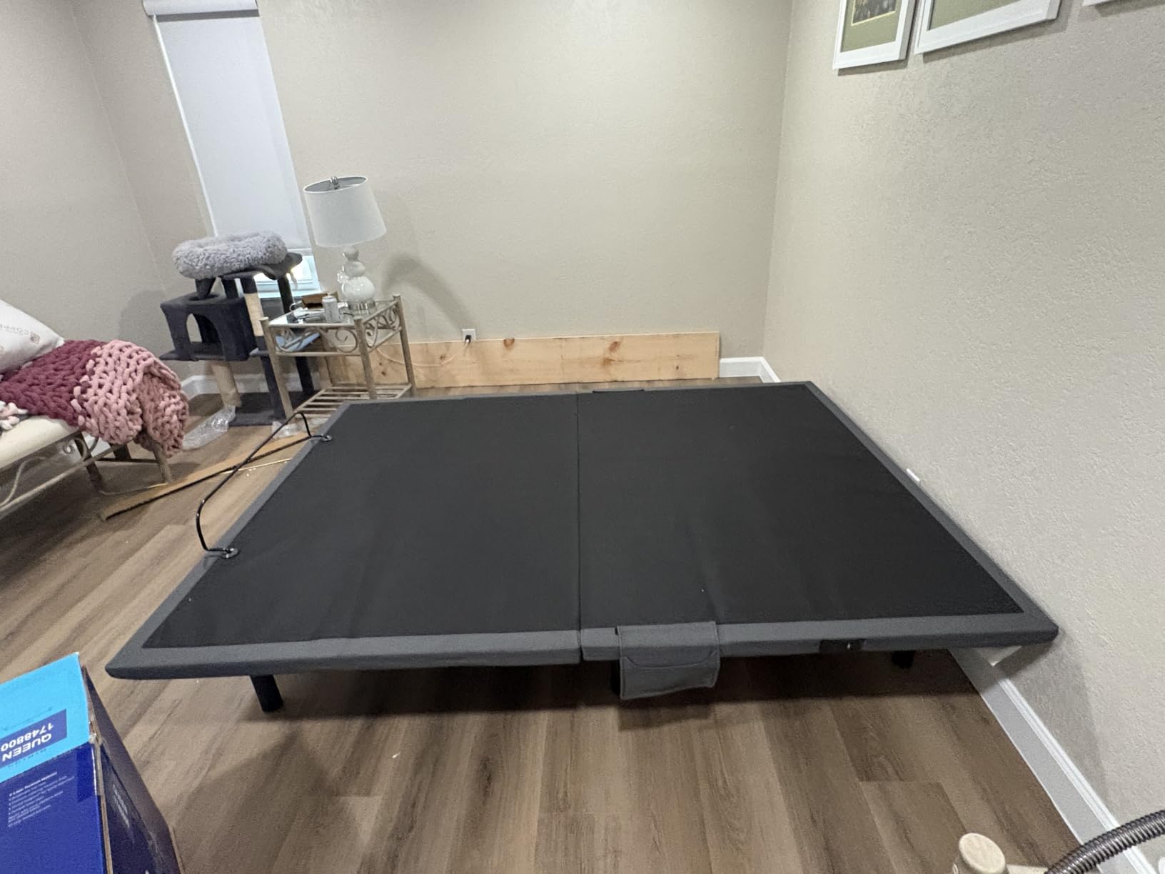 Marsail Queen Adjustable Bed Frame with Massage, Electric Adjustable Bed Base with Head & Foot Incline, Quiet Motor Adjustable Bed Frame with USB Ports, LED Light, Height-Adjustable Legs customer photo 1