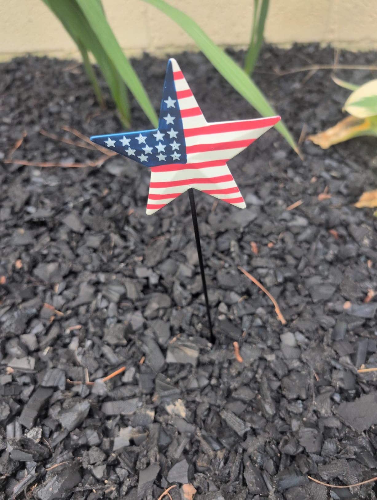 hogardeck 4th of July Decorations Outdoor, 6 PCS Metal Patriot Star Decorative Garden Stakes for Fourth of July Decorations, Patriotic Yard Signs for Garden Memorial Day Decorations customer photo 1
