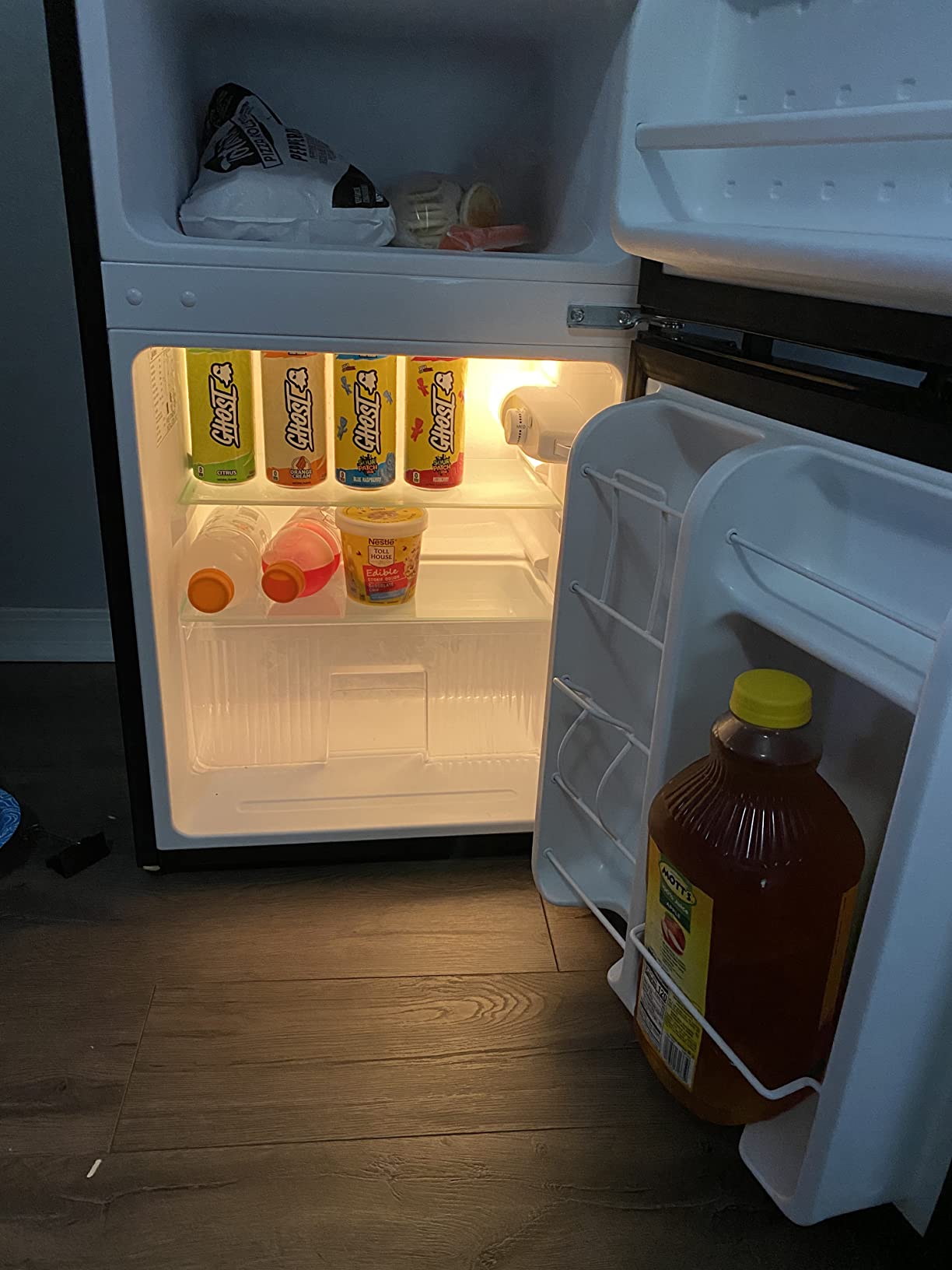 Midea 3.1 Cu.ft Mini Fridge with Freezer, Energy Star Certified, for Dorm | Adjustable Remove Glass Shelves, Reversible Door, Silver customer photo 2