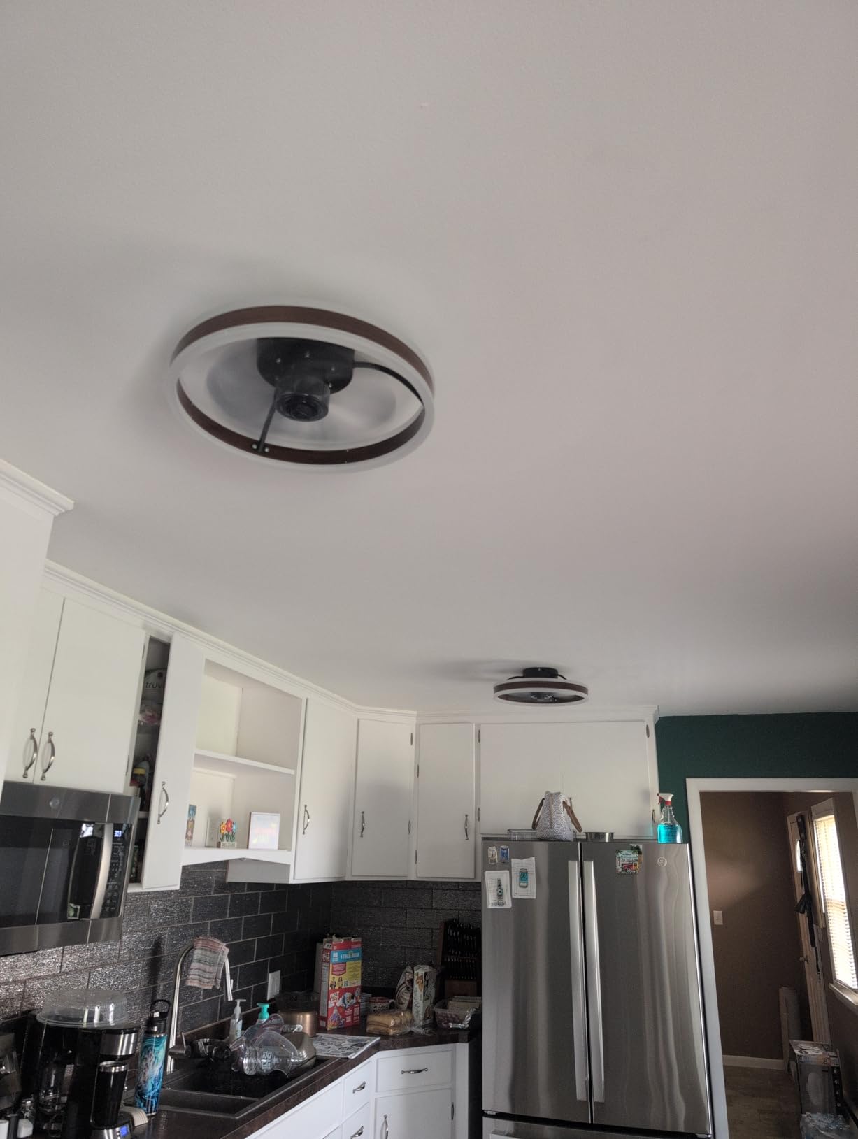 VOLISUN Low Profile Ceiling Fans with Lights and Remote, 27.6in Flush Mount Ceiling Fans with Light, 3000K-6500K Dimmable Fandelier LED Fan Light, White Bladeless Ceiling Fans with Lights for Bedroom customer photo 2