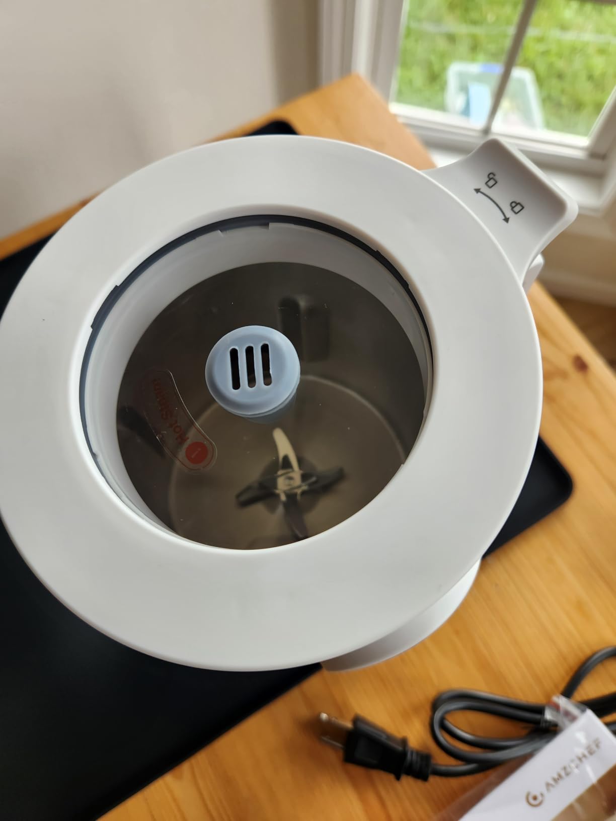 AMZCHEF Nut Milk Maker 10-in-1 Soy Milk Machine 40oz Self Cleaning | Almond, Oat & Soy Milk Maker | Stainless Steel Blades | 12H Delay Start | 2H Keep Warm | Homemade Plant-Based Dairy-Free Milk customer photo 1