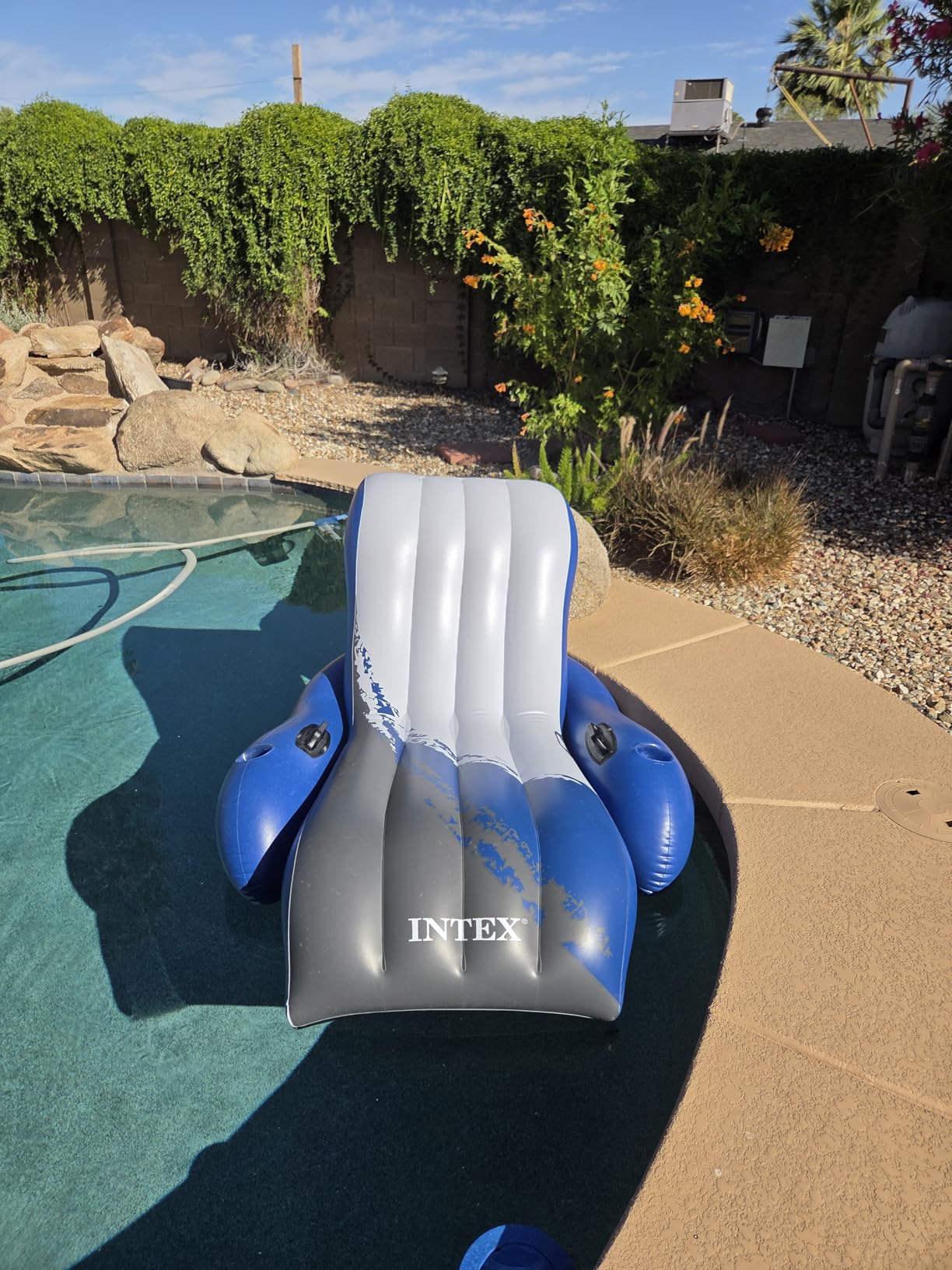 INTEX Inflatable Floating Swimming Pool Recliner Lounge Chair for Adults customer photo 1