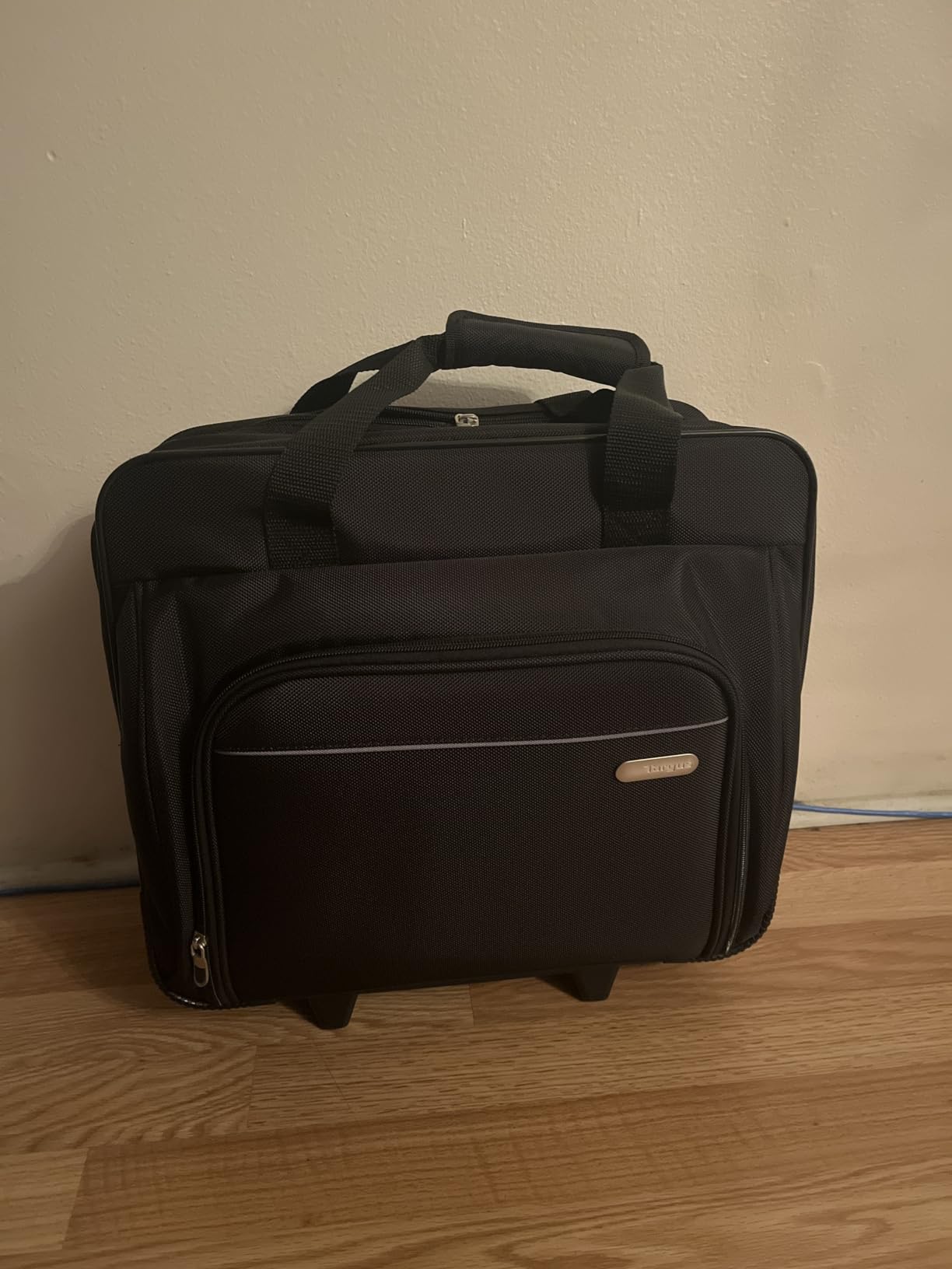 Targus 16 inch Rolling travel laptop case, Black - Travel briefcase and small rolling bag - Spacious foam padded laptop case 16