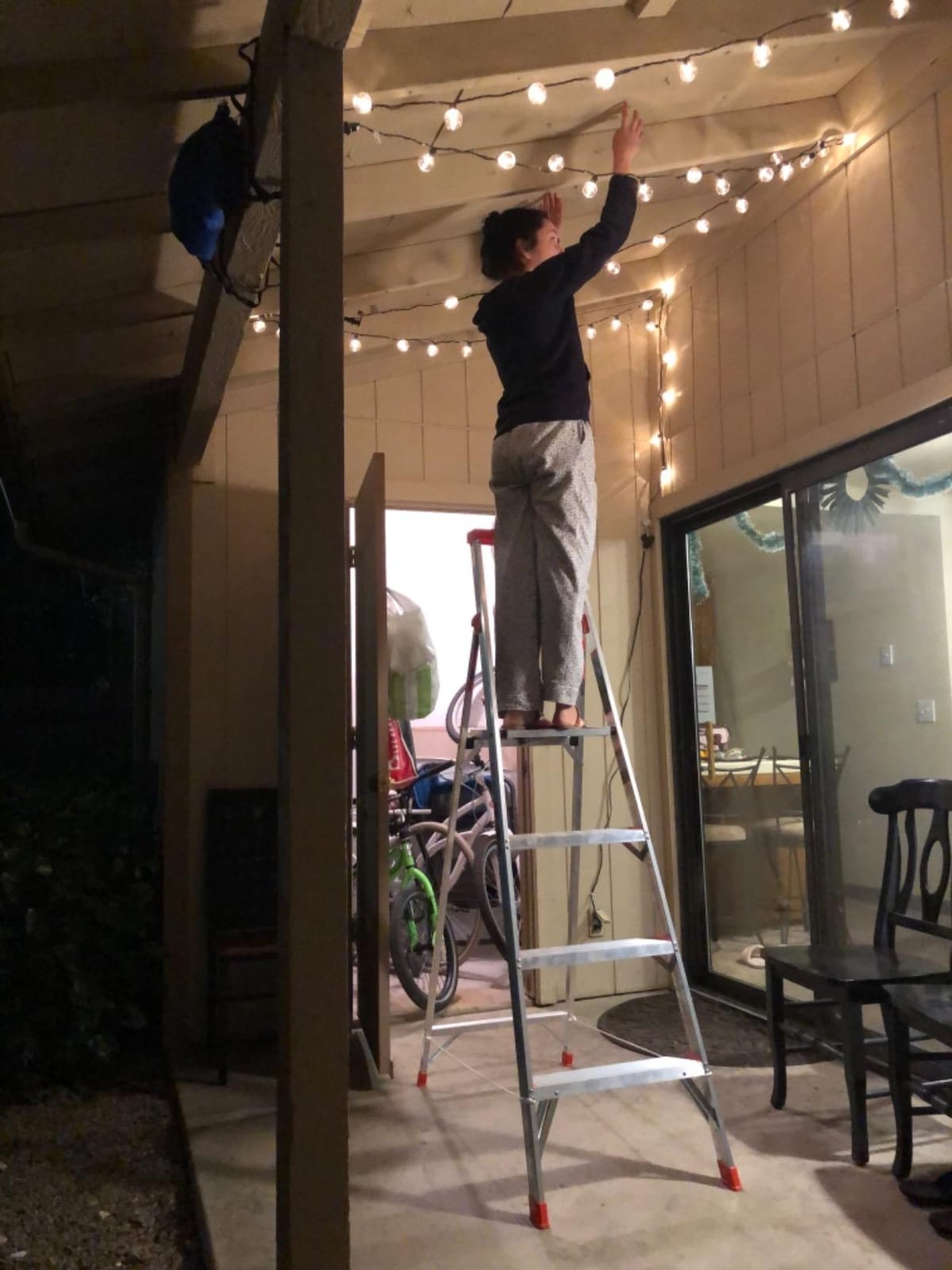 Little Giant Flip-N-Lite 6-ft Aluminum Stepladder, 15270-001 customer photo 2