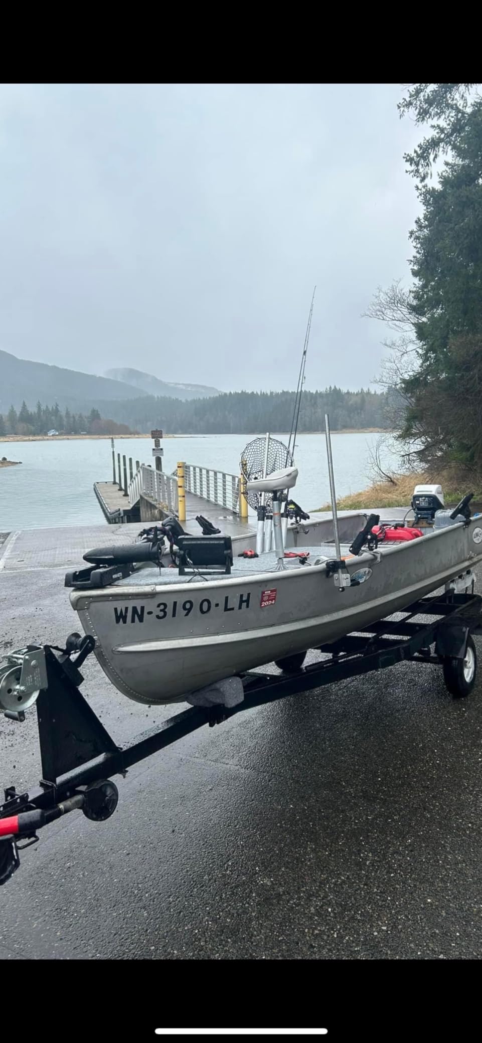 Minn Kota Edge Bow-Mount Electric Trolling Motor with Foot Pedal Control – 45 Lb. Thrust, 45 In. Shaft, Freshwater customer photo 1