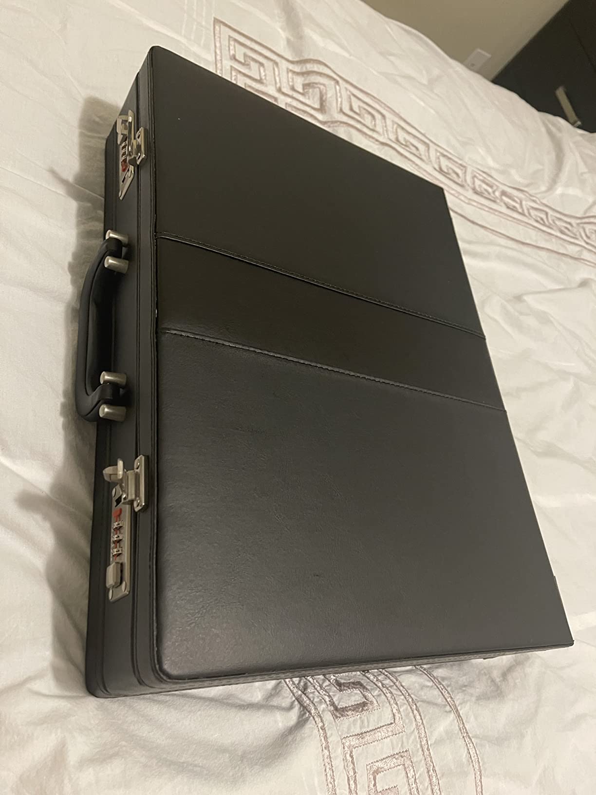 LYS Carrying Case (Attaché) Document - Black customer photo 2