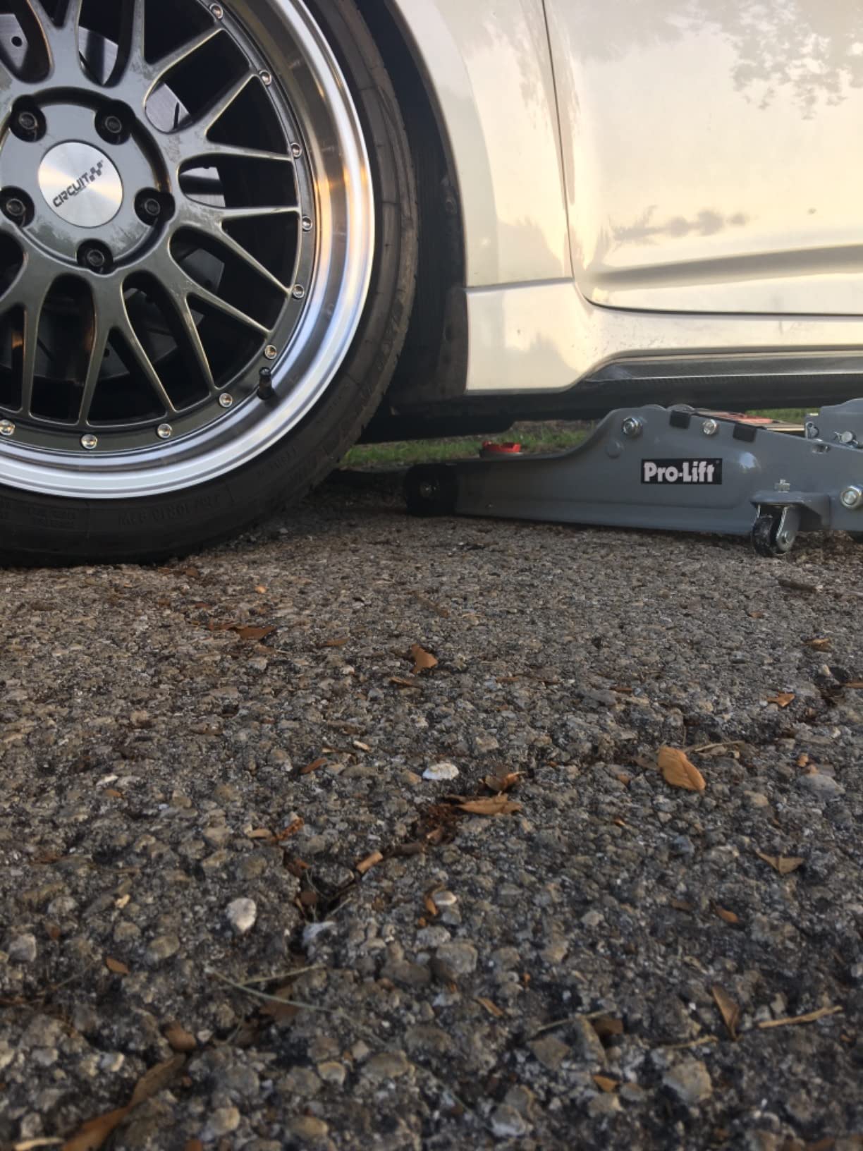 Pro-Lift F-767 Grey Low Profile Floor Jack - 2 Ton Capacity customer photo 1