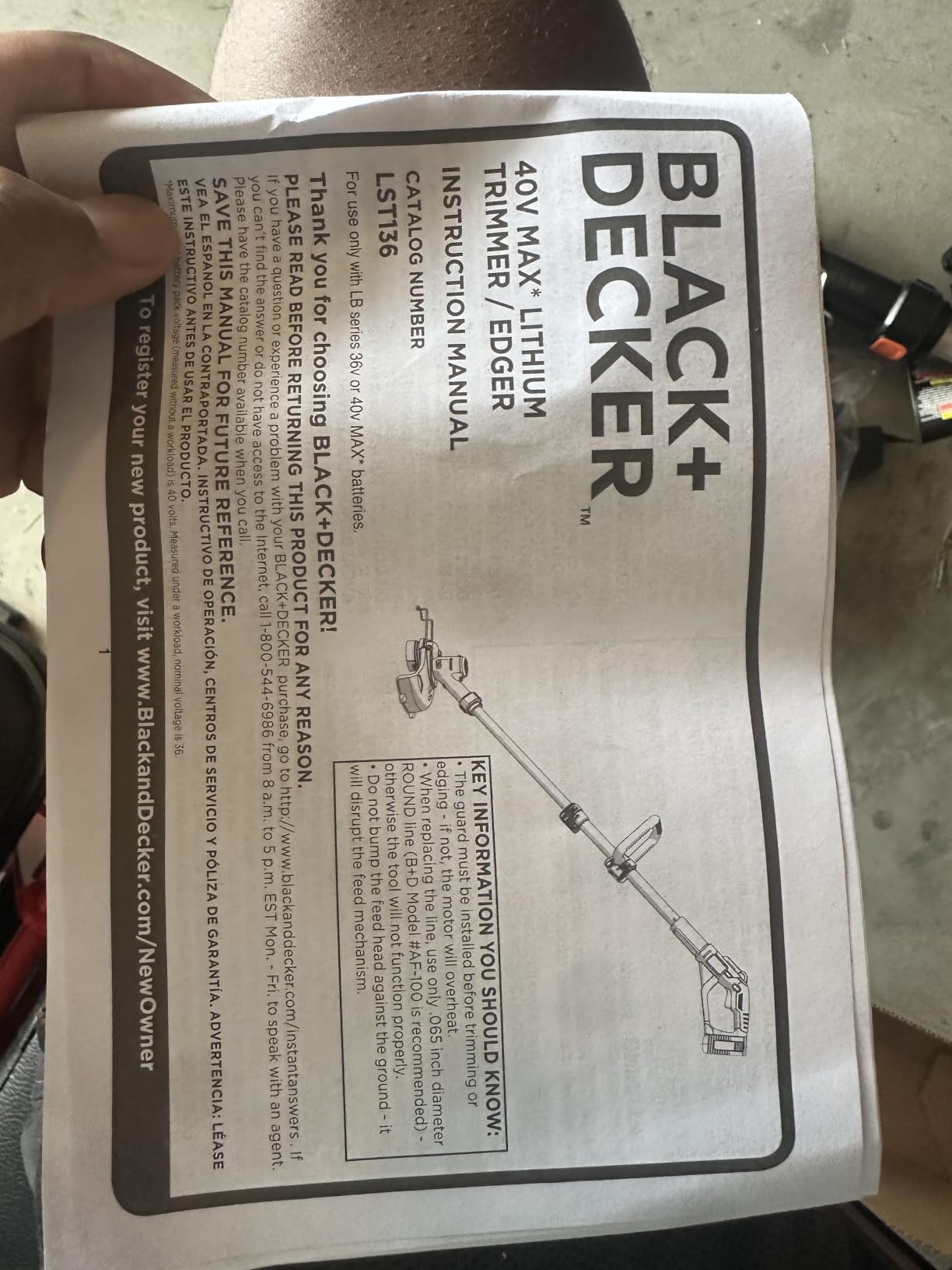 BLACK+DECKER 40V MAX 13 in String Trimmer Edger Cordless with Adjustable Telescoping Pole, 2 in 1 Weed Wacker Lawn Edger, Includes Battery and Charger (LST136) customer photo 1