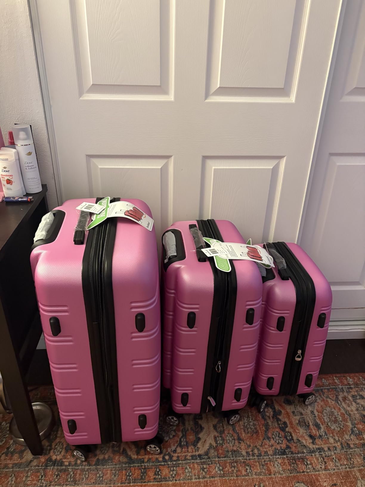 Rockland Melbourne Hardside Expandable Spinner Wheel Luggage, Carry-On 20