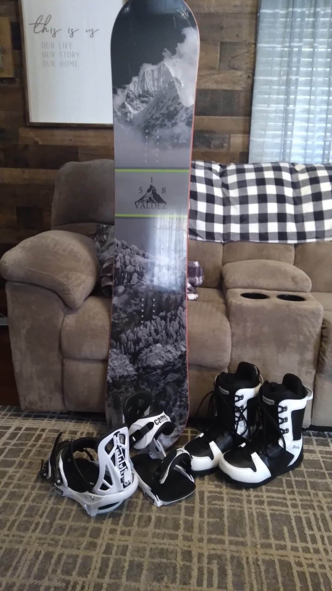 Valdez Snowboard Summit Bindings & APX Boots Men's Complete Snowboard Package customer photo 2