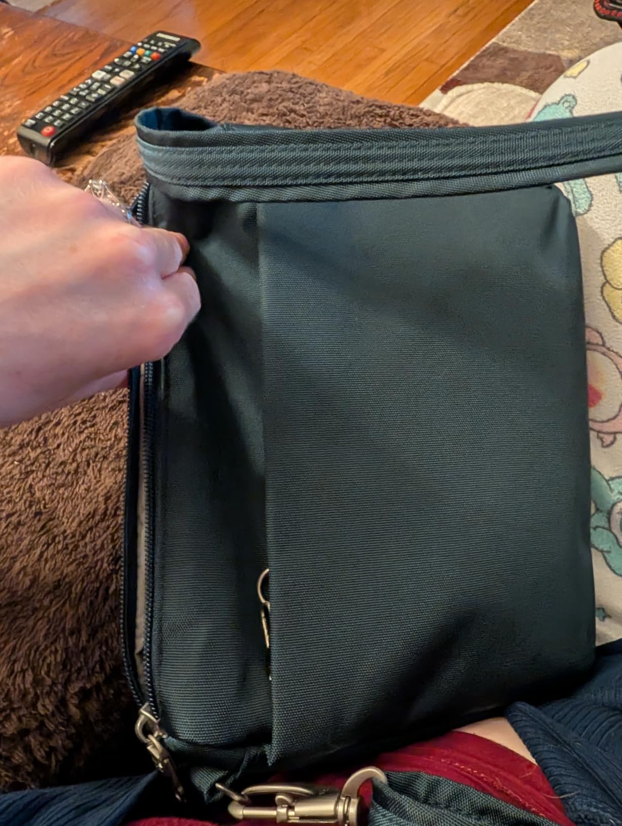 Travelon Anti-Theft Classic Small East/West Crossbody customer photo 2