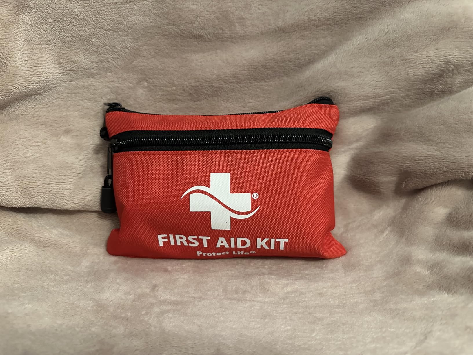 Protect Life Business First Aid Kit, Emergency First Aid Kit for Office customer photo 2