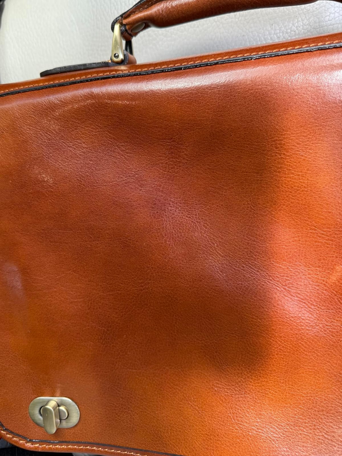 Time Resistance Leather Briefcase for Men - Italian Full Grain Leather Laptop Bag - Messenger Bag - Gift Box Included customer photo 1