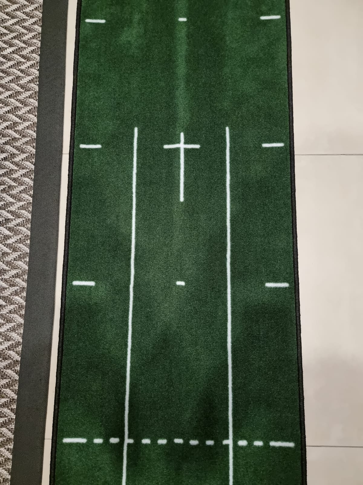 PuttOUT Medium Putting Mat - Perfect Your Golf Putting (7.9ft x 1.6ft)(Green) customer photo 2