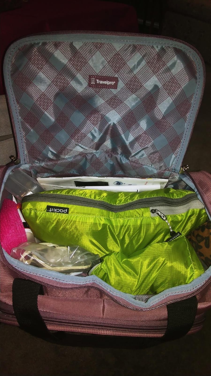 Travelpro Maxlite 5 Softside Carry-On Luggage Spinner, Green, 21-Inch customer photo 2