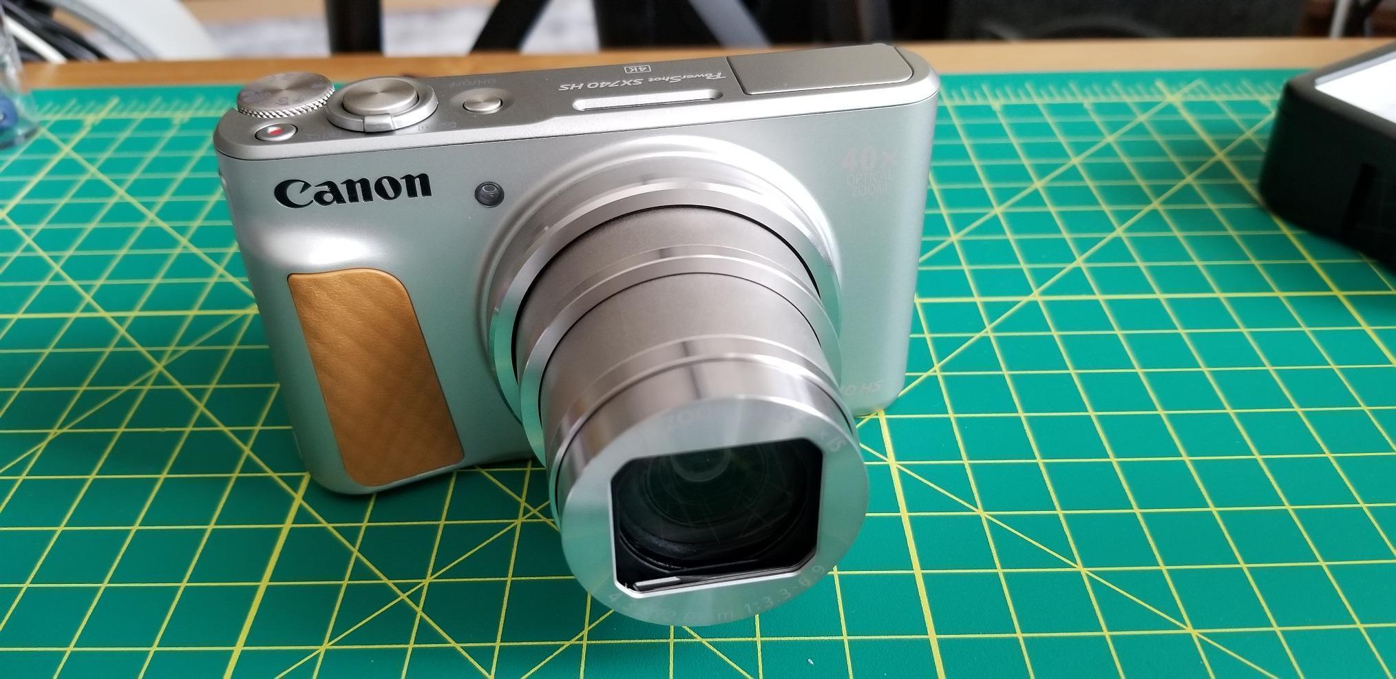 Canon PowerShot SX740 HS, Point and Shoot Digital Camera, Optical Zoom, 4K Video, Black customer photo 2
