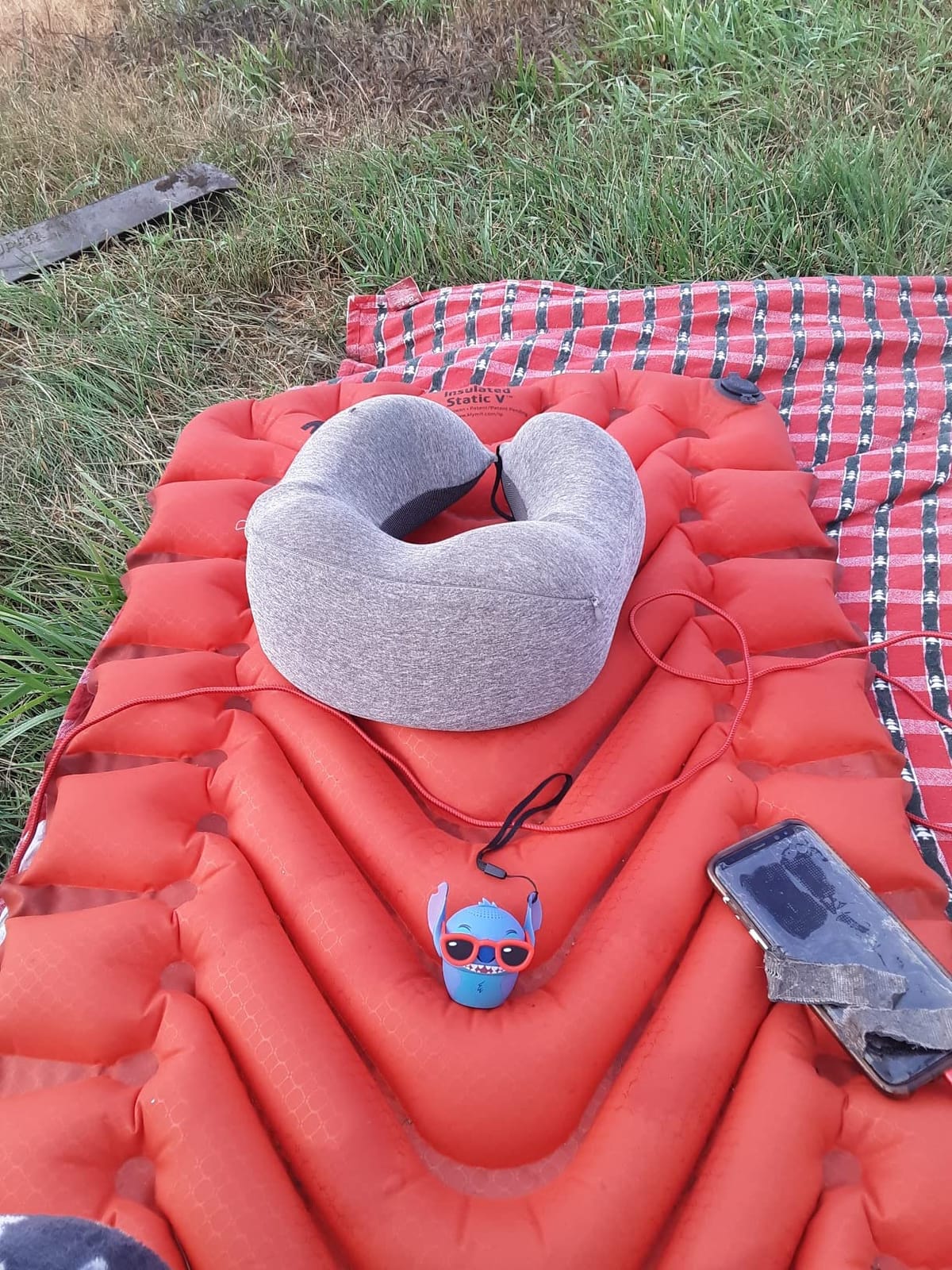 Klymit Insulated Static V Inflatable Sleeping Pad | Comfortable, Lightweight, Easy to Inflate, Portable Air Bed Mattress for Camping, Backpacking and Hiking, Recon customer photo 1