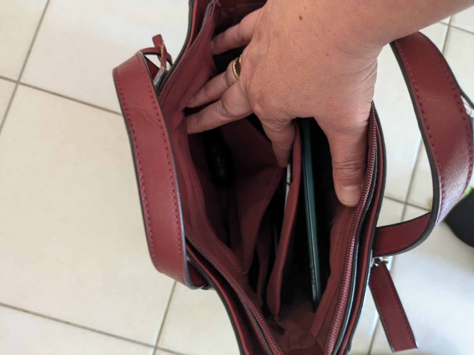 ECOSUSI Tote Bag Convertible Backpack for Women Vegan Leather Handbag Multifuction Shoulder Bag customer photo 1