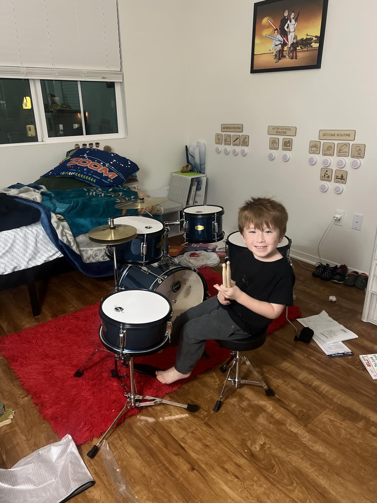Drum Set Eastar 16 inch 5-Piece, Junior Drum Kit for Beginners Kids Teenagers with Adjustable Throne and Cymbal, Pedal & Drumsticks, Metallic Black (EDS-350MBK) customer photo 2