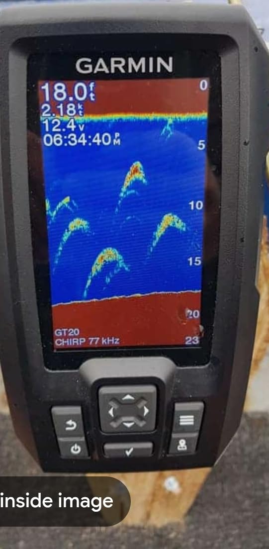 Garmin Striker Vivid 4cv Fishfinder with Transducer - 4-inch LCD Display - Easy-to-Use Scanning Sonar - Color Palettes, 11.2 Ounces (010-02550-00) customer photo 2