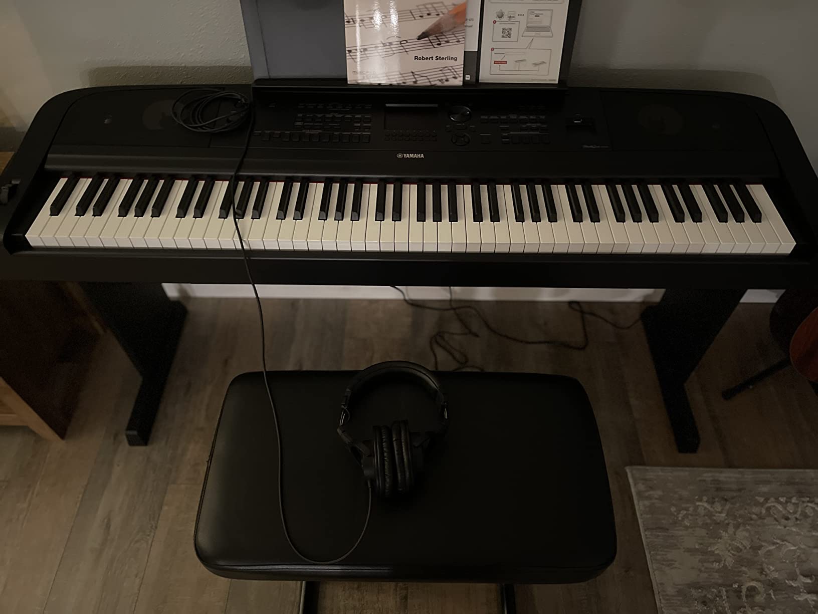 Yamaha DGX-670B 88-Key Weighted Digital Piano, Black customer photo 1