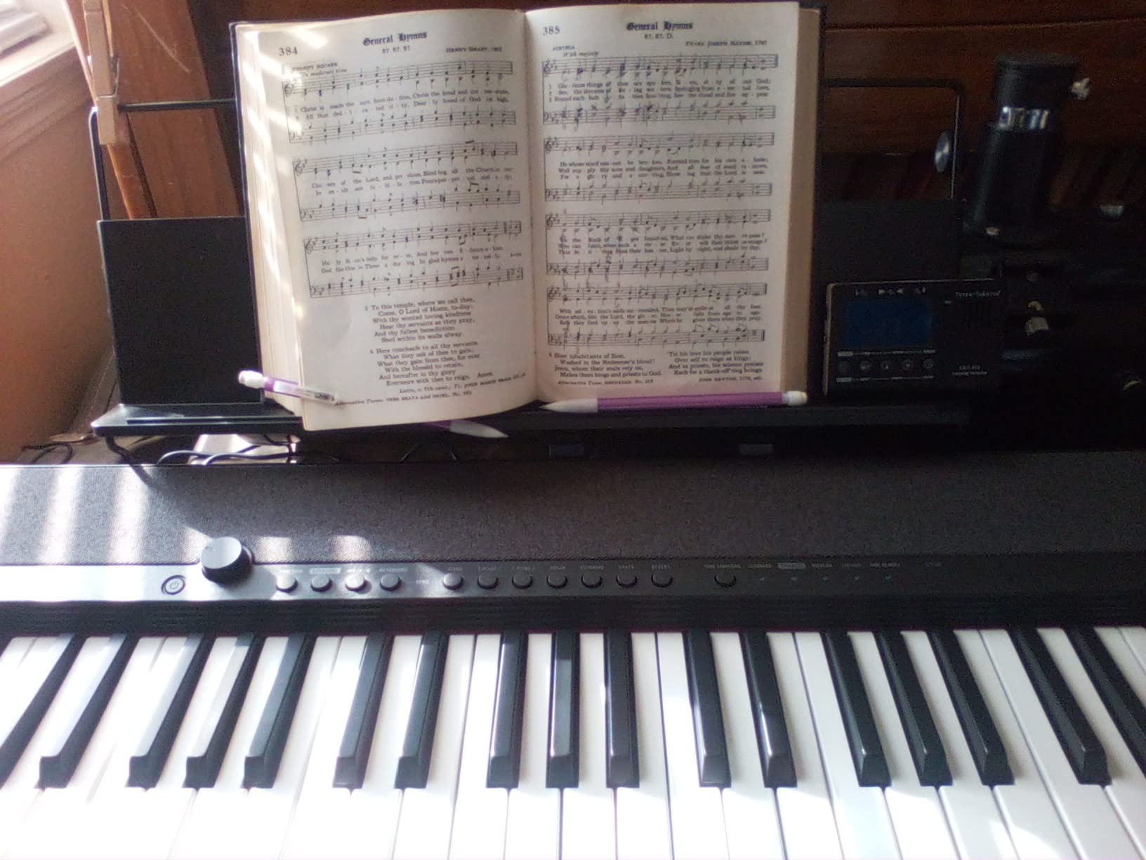 Casio Casiotone CT-S1 61-Key Portable Keyboard - Black customer photo 1