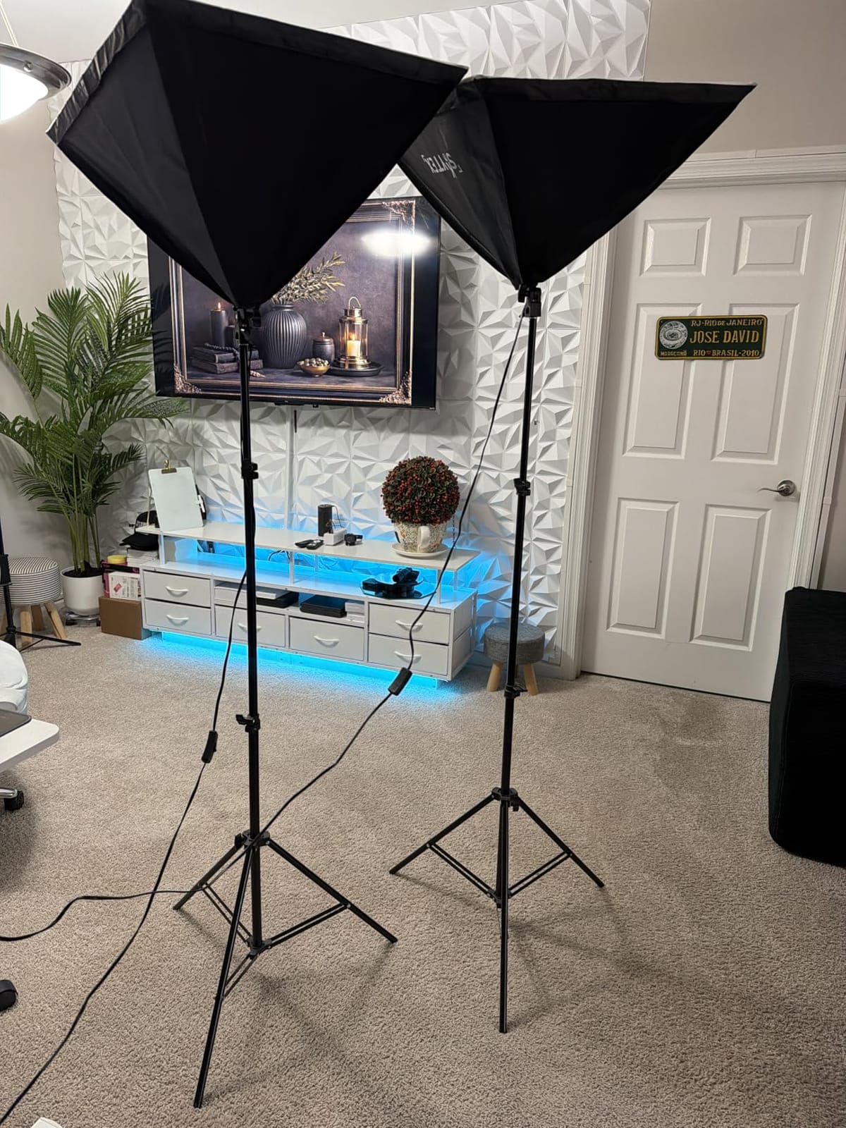 Skytex Softbox Lighting Kit 2Pack 20x28in Soft Box | 85W 2700-6400K E27 LED Bulb Continuous Photography Lighting, Photo Studio Lights Equipment for Camera Shooting, Video Recording customer photo 2