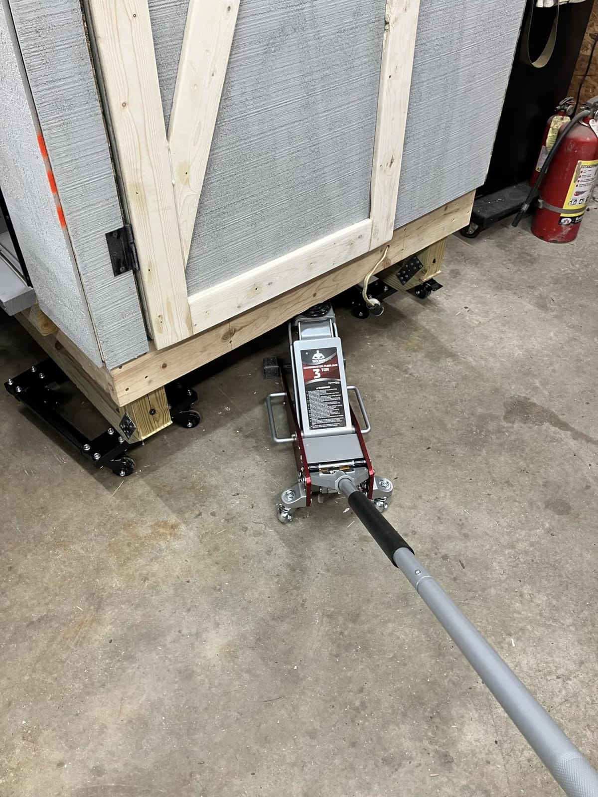 Jack Boss 3 Ton Low Profile, Aluminum and Steel Racing Floor Jack with Dual Pistons Quick Lift Pump, 1.5X Overload Tested for Safety, Sport Utility Vehicle, Lifting Range 3-15/16