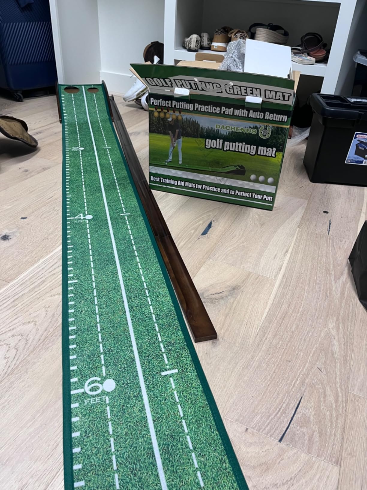Dachenus Putting Green Indoor Mat Outdoor Golf Putting Mat with Automatic Ball Return - Ideal for Home, Office, and Outdoor Use customer photo 2
