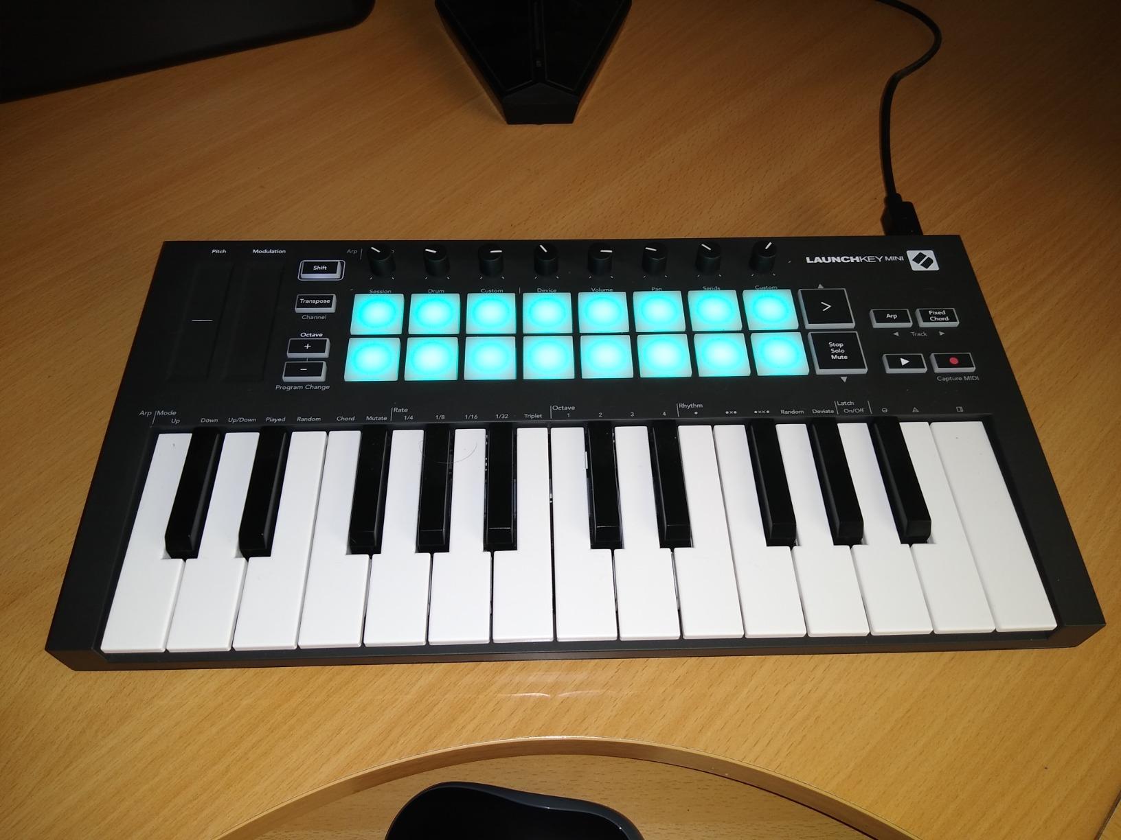 Novation Launchkey 88 [MK3] customer photo 2