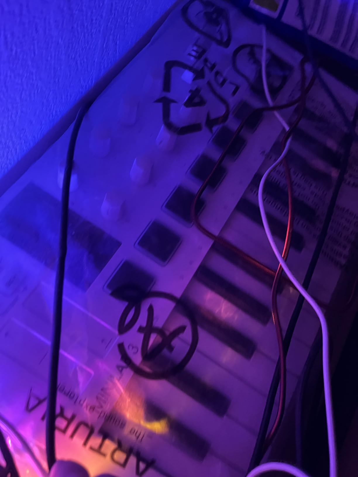 Arturia MiniLab 3 Universal MIDI Controller, Deep Black customer photo 1