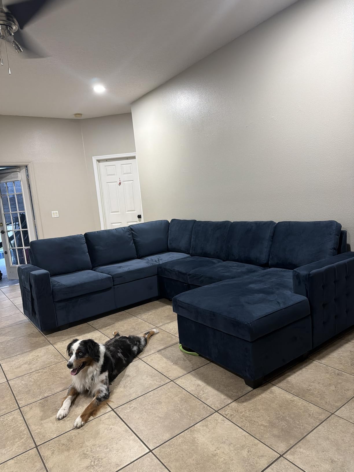 HONBAY Sectional Sleeper Sofa with Pull Out Bed U-Shape Sectional Couch with Storage Chaise 6 Seater Sleeper Sectional Sofa Bed, Velvet Black customer photo 1