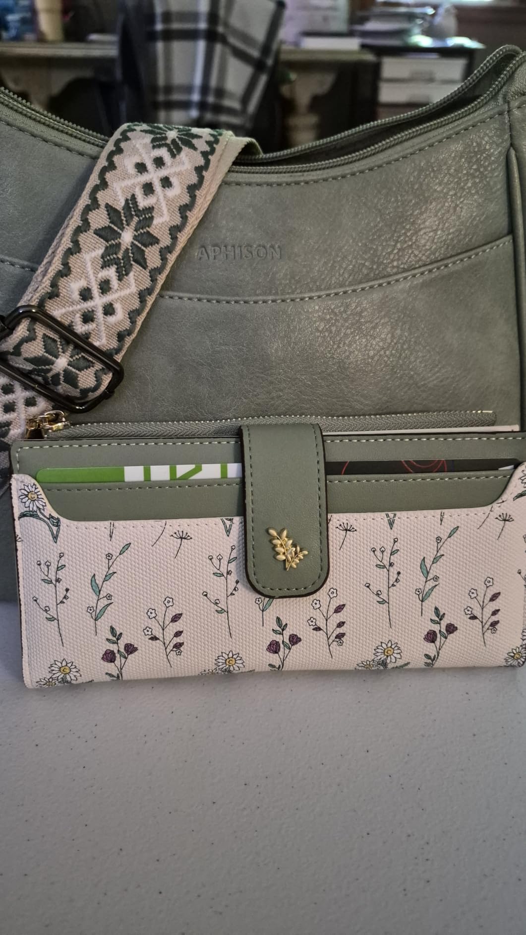APHISON Trendy Leather Crossbody Purse, Women's Shoulder Handbag customer photo 1