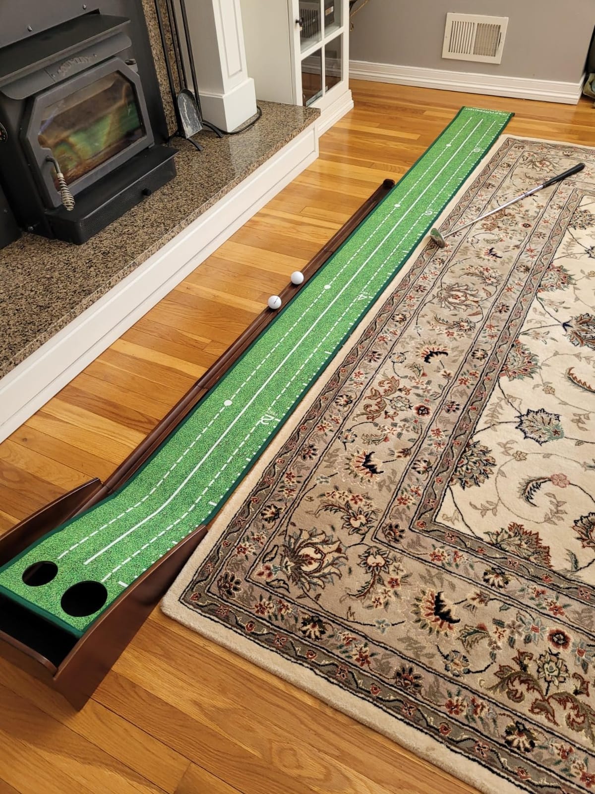 Putting Green Putting matt for Indoors Golf Putting Mat - Indoor Putting with Ball. Putting matt for Golf Practice, Portable and Easy to Clean. Great Gift customer photo 1