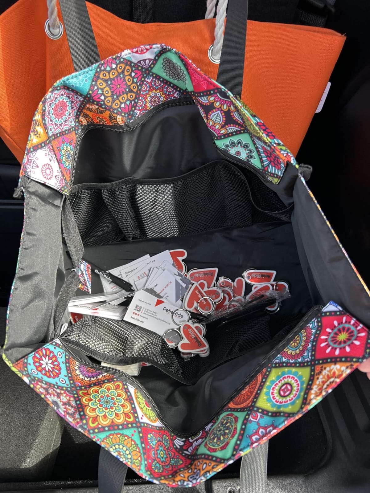 TOPDesign Utility Water Resistant Tote Bag with 13 Pockets, Zipper Closure customer photo 1