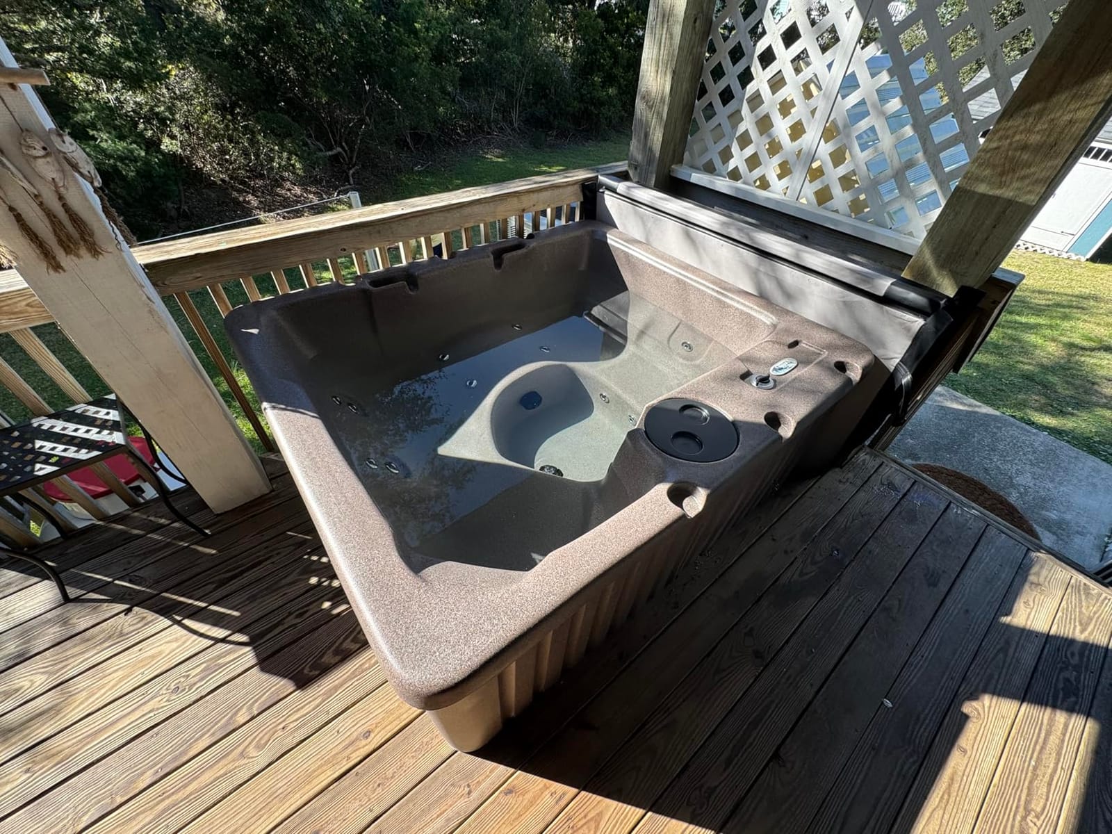 Aqualife Current Outdoor Hot Tub, Free Extras, Fits 4-Adults, Plug and Play Spa, Free Cover Included customer photo 2