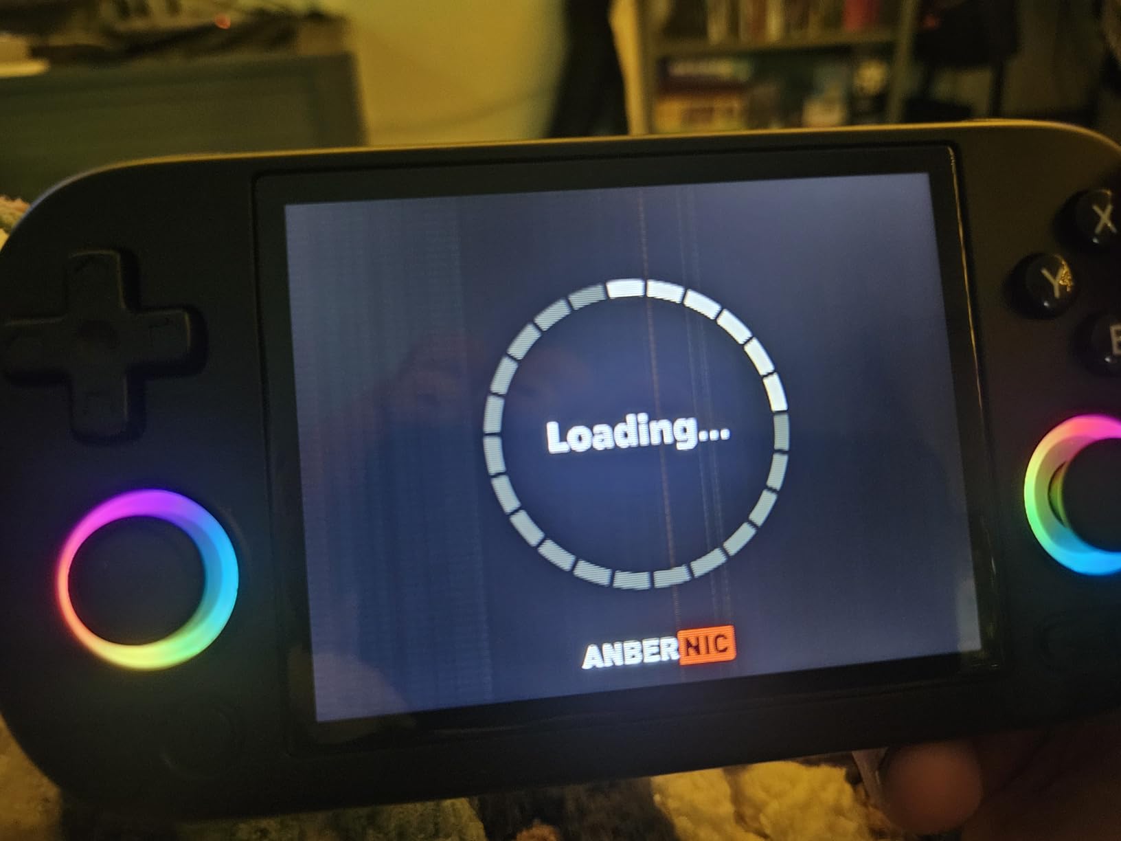 Anbernic RG40XX H Retro Handheld Game Consoles RG40XXH Retro Gaming Console 64 TF Card Preloaded Games 5000+ Portable Gaming Console Linux System 4.0'' IPS Screen WiFi Bluetooth HD and TV Output Black customer photo 2