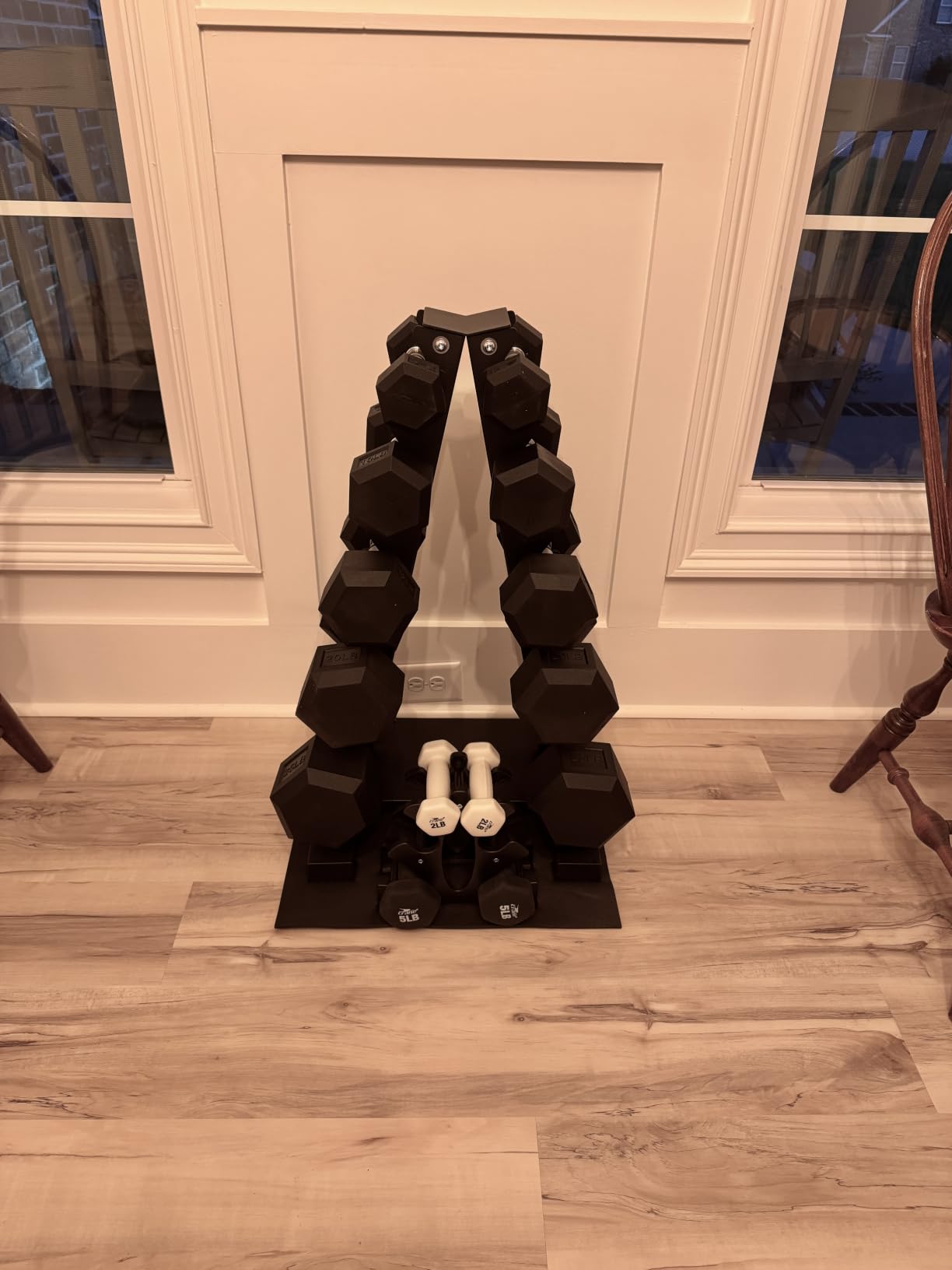 BalanceFrom Rubber Coated Hex Dumbbell Weight Set with Storage Rack, 100LB or 150LB or 200LB Set, 5-20 lbs or 5-25 lbs or 10-30 lbs Pairs customer photo 2
