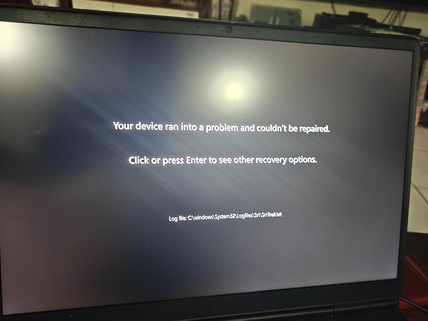 Alienware 16 Aurora Gaming Laptop, NVIDIA RTX 5060, Intel Core 7 240H customer photo 1
