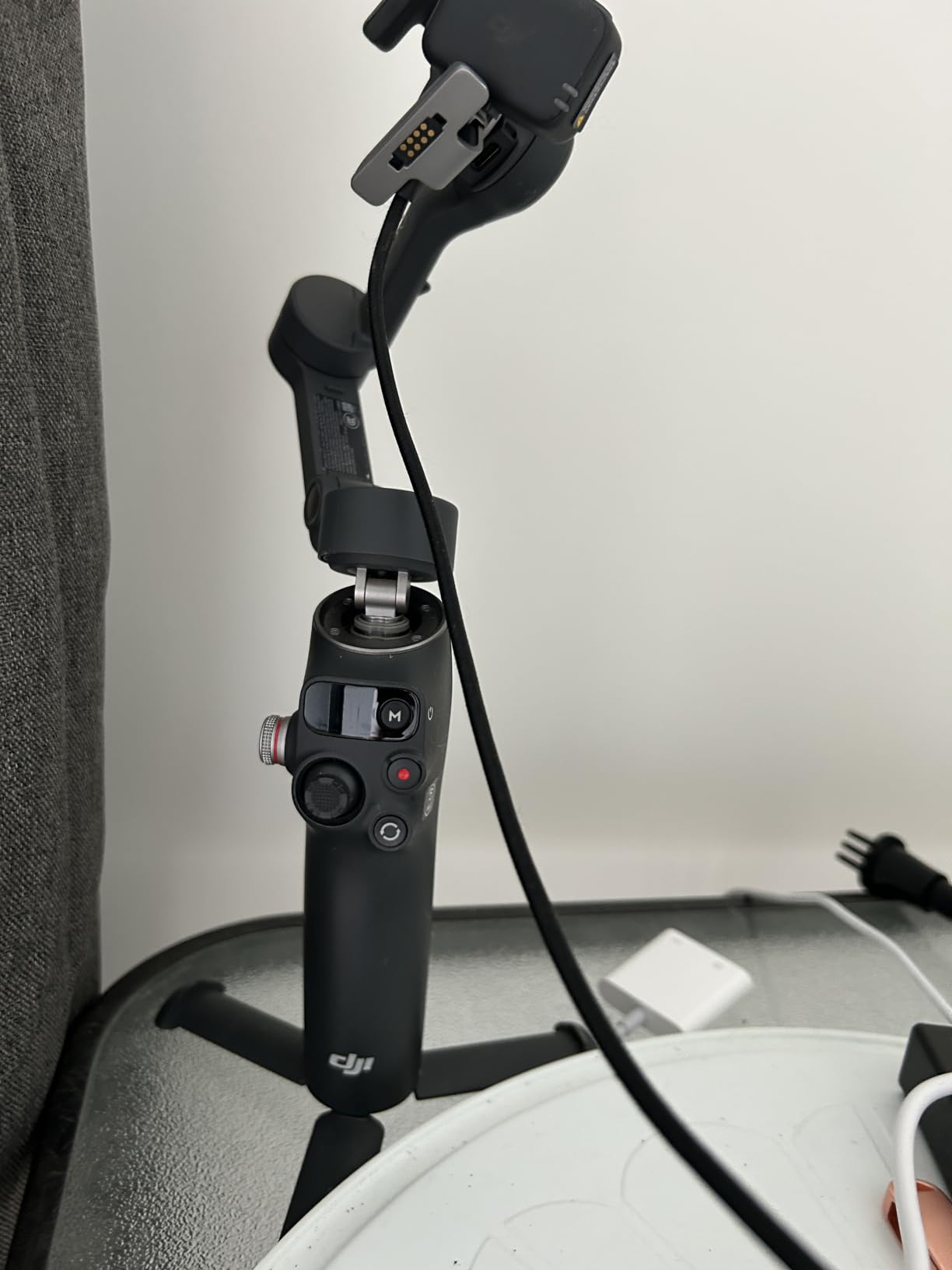 DJI Osmo Mobile 8 Gimbal Stabilizer for Phone, 3-Axis Stabilization customer photo 2