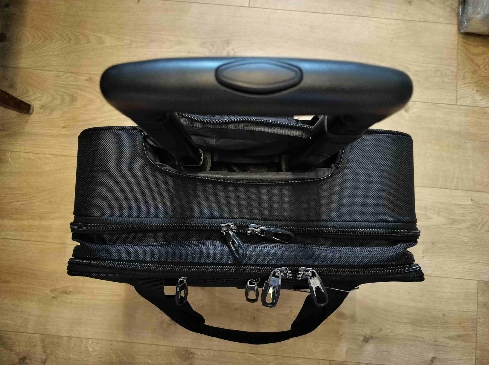 star cloud Rigid Frame Rolling Laptop Bag 18