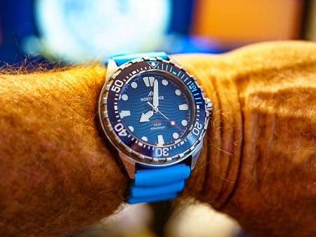 NORTH EDGE Solar Powered Dive Watch Men’s Watch, 1000FT/300M Water Resistance, Luminous Dial, Silicone Strap 45.8MM customer photo 1