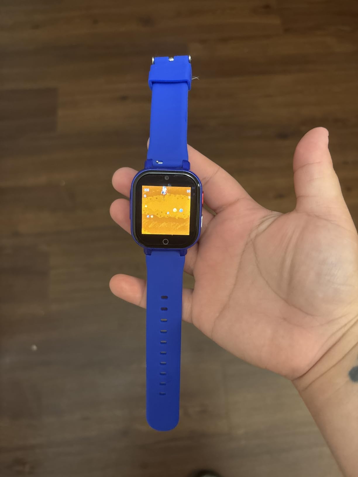 4G Kids Smart Watch with GPS Tracker, Video & Voice Call, SOS, WiFi, IP68 Waterproof, AI Smart Features, Parental Control Phone Watch for Boys Girls Age 4-12(SIM Card Included) customer photo 2